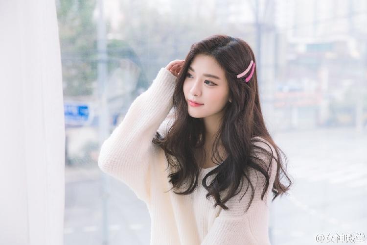 国家移民管理局：今年6月全国共签发普通护照198.4万本